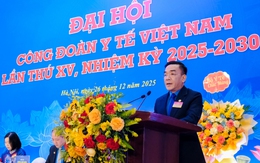 Công đoàn Y tế nêu đột phá về thương lượng tiền lương cho bác sĩ, nhân viên y tế