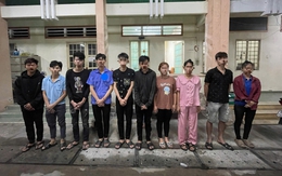 Mâu thuẫn trên mạng, hai nhóm nam nữ cầm mã tấu hỗn chiến ở xã Phú Hòa Đông