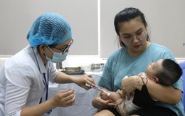 Năm 2026, trẻ sẽ được tiêm hai loại vắc xin ‘tiền triệu’ hoàn toàn miễn phí