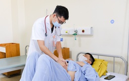 Đề xuất hệ số tiền lương riêng, phụ cấp đặc thù, thâm niên cho ngành y