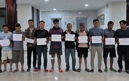 Hàng trăm cảnh sát vây bắt 20 người buôn bán vũ khí, đánh bạc, thu hơn 10.000 viên đạn