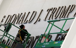 Nghệ sĩ hủy 'sô' vì ông Trump, bị dọa bồi thường 1 triệu USD