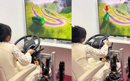 Cô gái lái xe khách mô phỏng 3D kiểu 'sáng gọi xe, chiều gọi hồn'