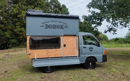 Nhà di động chỉ to cỡ 'Su cóc' vẫn ở được 3 người lớn, đủ tiện nghi cơ bản trừ một thứ