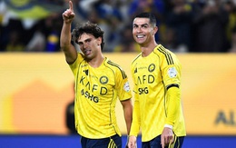 Pha ghi bàn may mắn giúp Ronaldo tiến sát cột mốc 1.000 bàn thắng