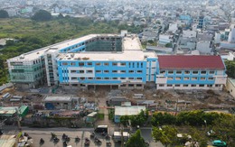 Hình hài ngôi trường đầu tiên trên khu đất từng là nghĩa trang lớn nhất TP.HCM