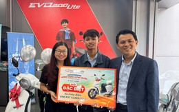 Hanwha Life tổ chức quay số trúng thưởng đợt 2 chương trình khuyến mại 'Đồng hành vững bước'