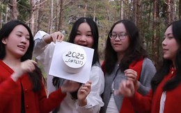 Nhóm bạn khóc thét vì 'chiếc bánh thần kỳ'