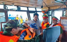 Vùng Cảnh sát biển 2 xử lý kịp thời các vi phạm trên biển