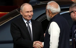 Có thật ông Putin được chuyên cơ Ấn Độ hộ tống khi đi vào không phận nước này?