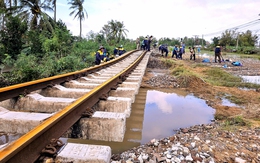 Công bố tình huống khẩn cấp về thiên tai với đường sắt qua miền Trung