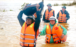 Cảnh báo khả năng lại có lũ ở Khánh Hòa, sẵn sàng sơ tán dân khỏi nơi nguy hiểm
