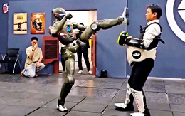 Bị nghi là sản phẩm CGI, hãng robot tung video robot... đá ngã CEO để đập tan nghi ngờ