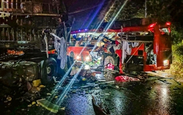 Nguyên nhân vụ tai nạn trên quốc lộ 6 làm xe khách biến dạng, 6 người chết