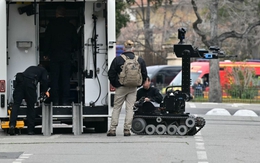 Tổng lãnh sự quán Nga tại Pháp bị ném thiết bị nổ