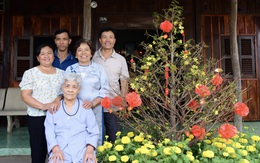 Nhà là Tết, Tết là có má