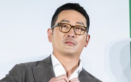 'Ông hoàng phòng vé' Ha Jung Woo làm đạo diễn phim phim hài