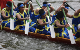 Lễ hội bơi Đăm cổ xưa ở Hà Nội bị đe dọa do nước sông Pheo ô nhiễm nặng