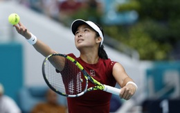 Cô gái 19 tuổi người Philippines gây chấn động làng quần vợt