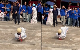 Cả trường cười bò với màn nhảy bao bố của nam sinh