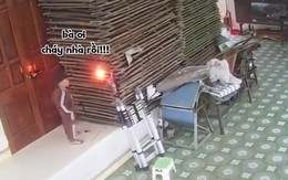 Bé trai vội kêu bà nội khi lỡ tay đốt nhà