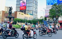 Quảng cáo ngoài trời: Thị trường ngàn tỉ, cơ chế còn mập mờ