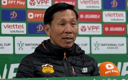 HLV Hoàng Anh Gia Lai: Mặt sân Mỹ Đình xấu khiến Lý Đức chấn thương