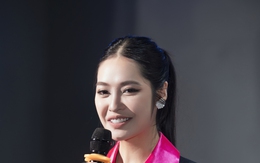 Hoa hậu Nông Thúy Hằng gây bất ngờ với vai trò mới