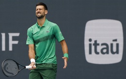 Thua đối thủ 19 tuổi ở chung kết Miami Open, Djokovic lỡ cơ hội đoạt danh hiệu ATP thứ 100