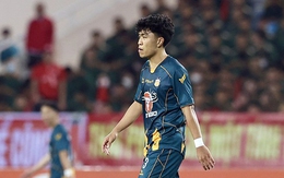 Trung vệ Phạm Lý Đức dự kiến nghỉ 1 tháng vì mặt sân xấu Mỹ Đình