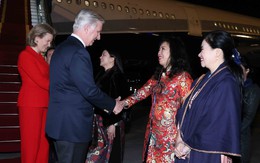 Nhà vua Bỉ và Hoàng hậu đến Việt Nam cùng phái đoàn hùng hậu
