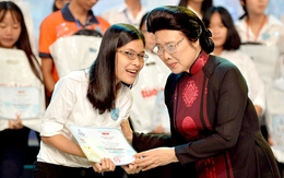 Giáo sư Phan Lương Cầm, người gieo mầm cho Tiếp sức đến trường