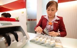 Giá USD ngân hàng giảm sâu