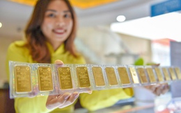 Giá vàng thế giới tăng như vũ bão, trong nước vọt lên 106,4 triệu đồng/lượng