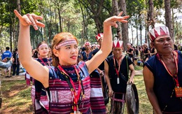 Người Gia Rai, Ba Na xúng xính thổ cẩm trong Ngày hội văn hóa dân tộc