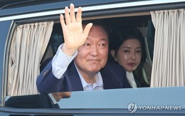 Hàng xóm cựu tổng thống Yoon Suk Yeol than trời khi ông dọn về