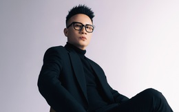 Hoàng Bách hát ‘Lời trái tim Việt Nam’ tri ân đất nước