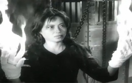 Trong Nổi gió, NSND Thụy Vân phải tự đốt đôi tay mình