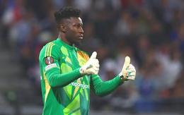 Onana bị đồng đội mắng vì phạm nhiều sai sót lại còn nói nhiều