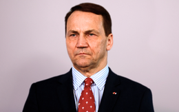 Ba Lan: Nga đang 'chế giễu' thiện chí của ông Trump khi nã tên lửa vào Sumy