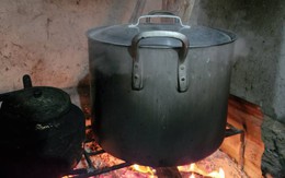 Nồi cơm ngày hòa bình