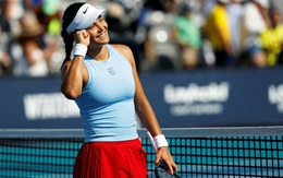 Hot girl quần vợt Raducanu 'già néo đứt dây'… tài trợ