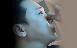 Trấn Thành khóc khi xem Khi cuộc đời cho bạn quả quýt, mạng xã hội cười