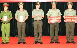 Khen thưởng tập thể, cá nhân bắt nữ lừa đảo hơn 131 tỉ đồng về từ khu Tam Thái Tử