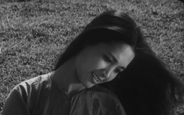 Bao giờ cho đến tháng 10 không bom đạn nhưng vẫn đau đến tận cùng