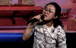 Cô gái được cả hội lô tô khen hát hay hơn cả mấy ca sĩ phòng thu