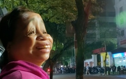 Chàng trai khéo miệng khi đi mua lạc xưởng