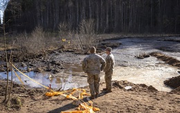 Tìm thấy thi thể lính Mỹ thứ 4 trong vụ xe bọc thép chìm ở Lithuania