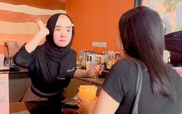 Nữ nhân viên khó tính và vị khách ham uống