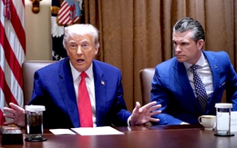 Ông Trump ủng hộ bộ trưởng quốc phòng trong bê bối rò rỉ tin mật